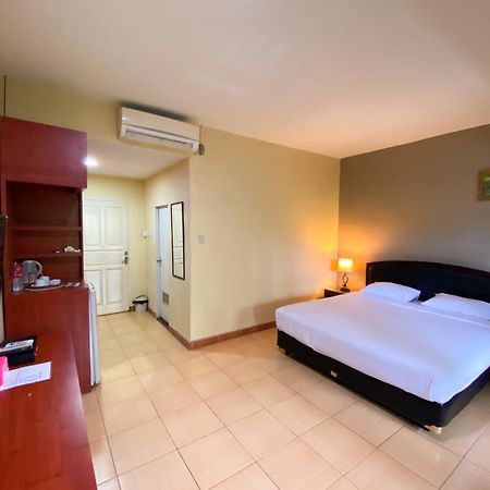 Central City Hotel Perabumulih 외부 사진