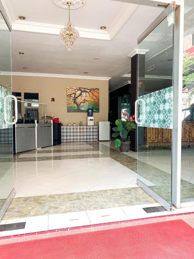 Central City Hotel Perabumulih 외부 사진