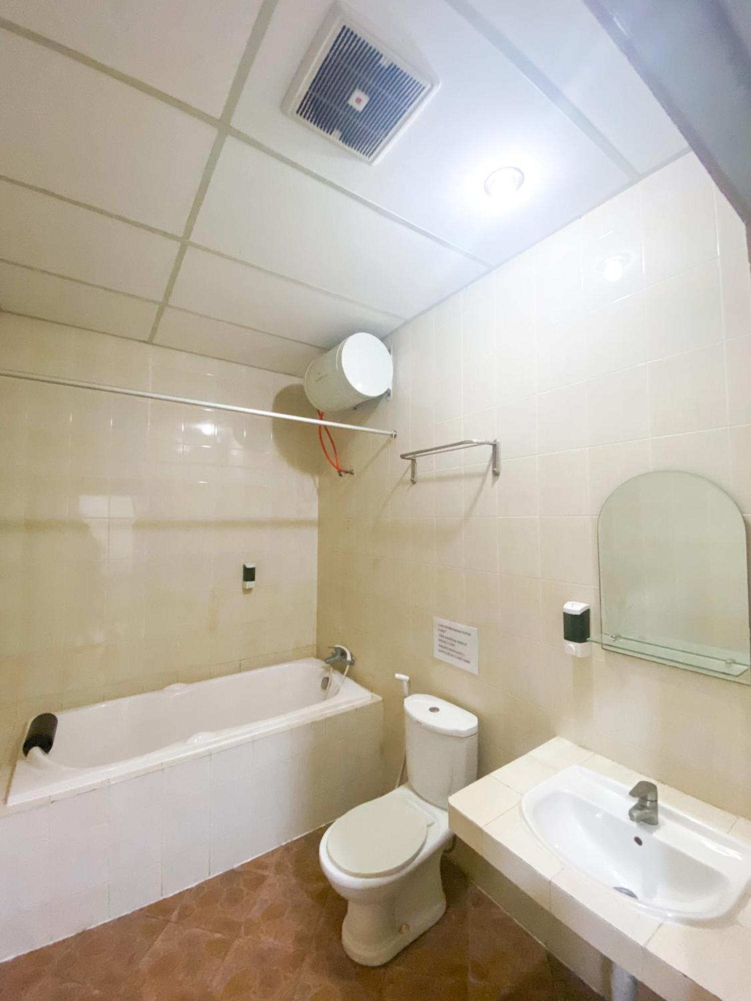 Central City Hotel Perabumulih 외부 사진