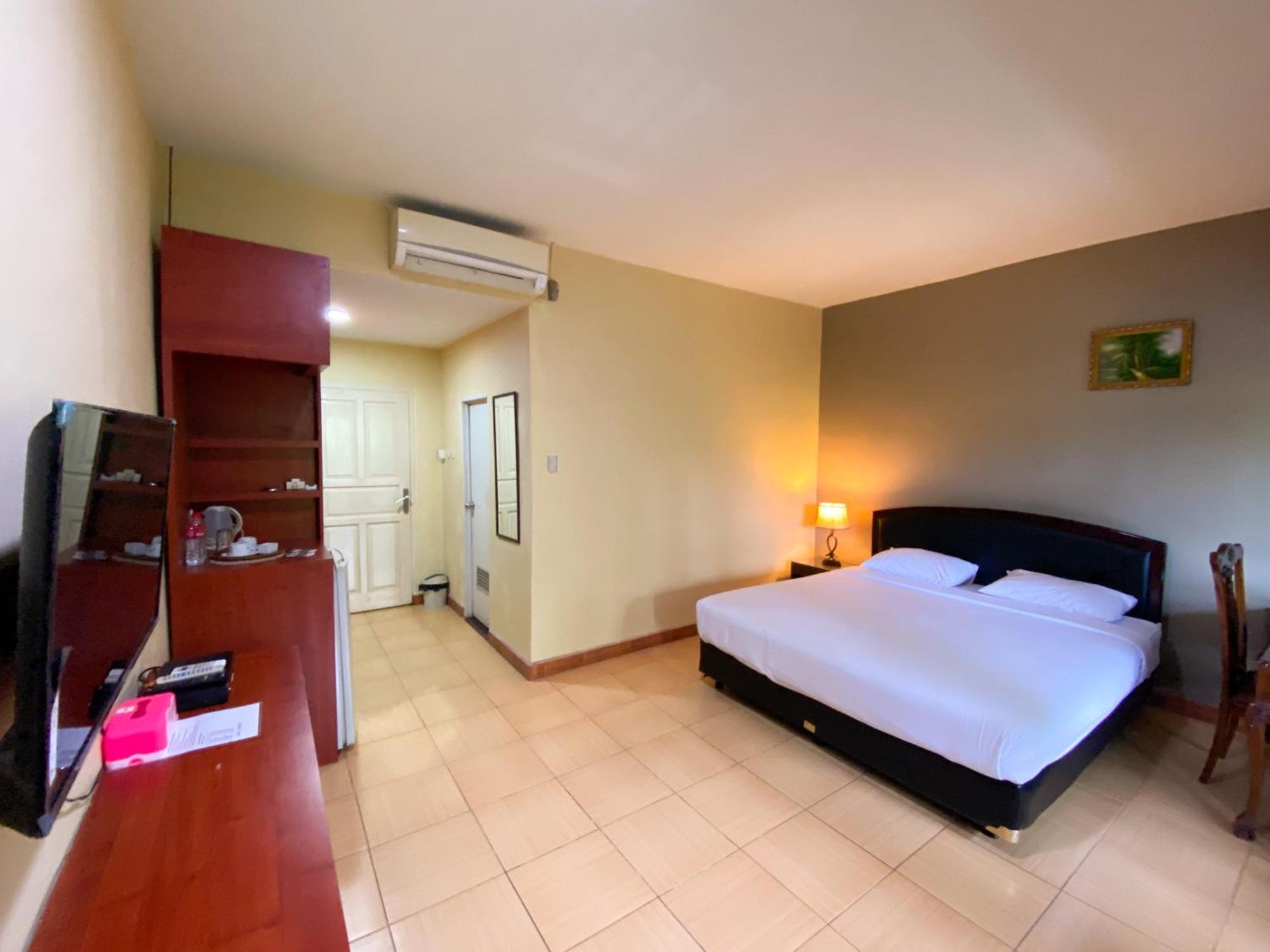 Central City Hotel Perabumulih 외부 사진