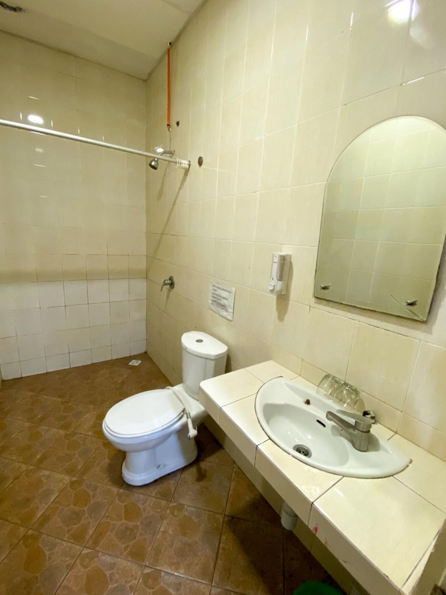 Central City Hotel Perabumulih 외부 사진